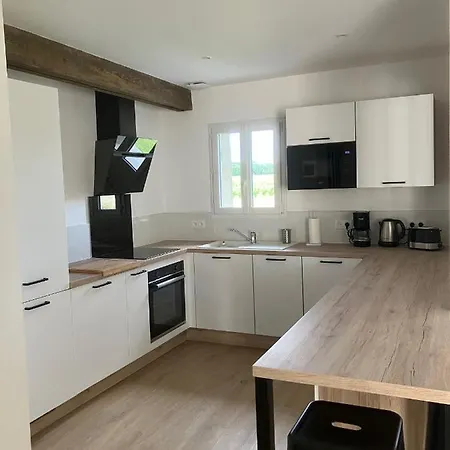 בית נופש Le Chai Des Annereaux